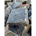 Mustad graniitklotsid ~10 × 10 × 5 cm, kg