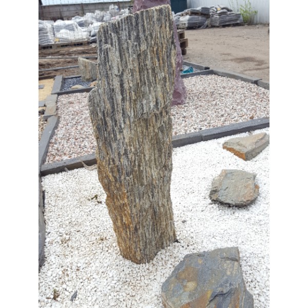 Kivistunud puidu monoliit, 70–90 cm (Kaunases), tk
